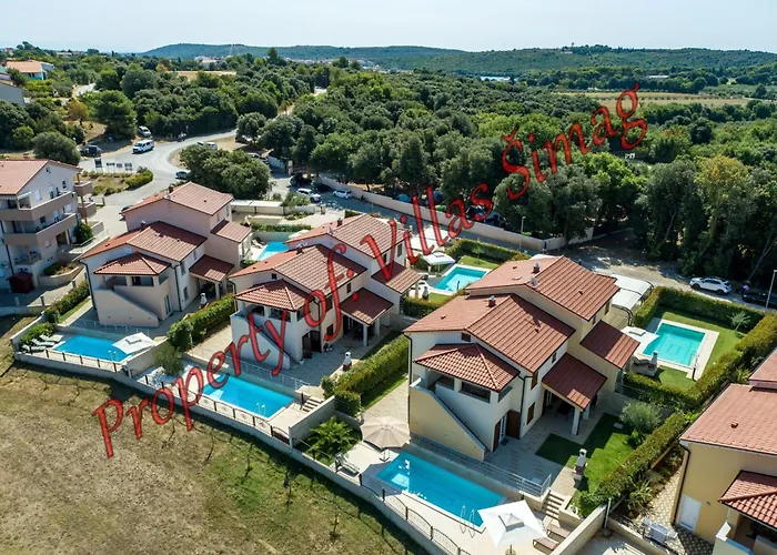 In Mit Privatem Pool By Interhome *