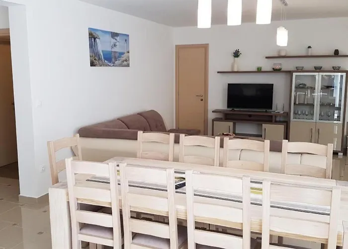 Сasa de vacaciones In Mit Privatem Pool By Interhome