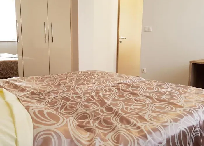 In Mit Privatem Pool By Interhome * Banjole