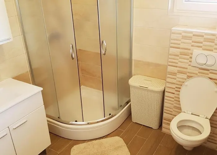 In Mit Privatem Pool By Interhome Сasa de vacaciones *